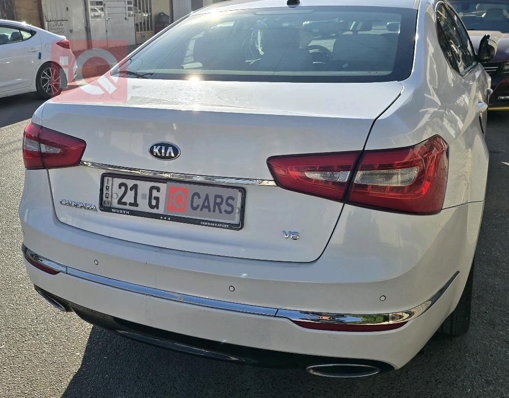 كيا كادينزا